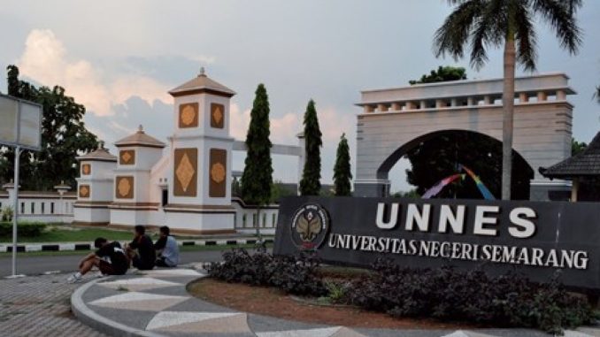 Studi Kasus Mahasiswa S2 Pendidikan di Universitas Negeri Semarang